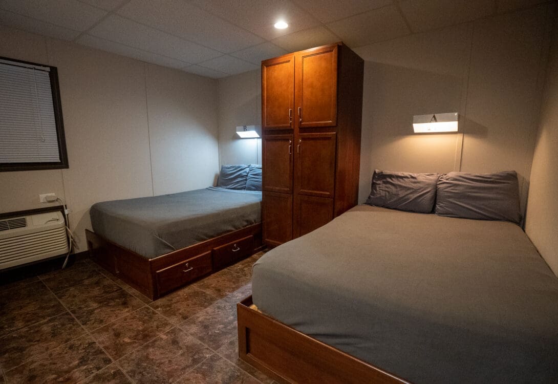 Pecos, TX Lodging Man Camps & Hotels Corporate Hospitality Services